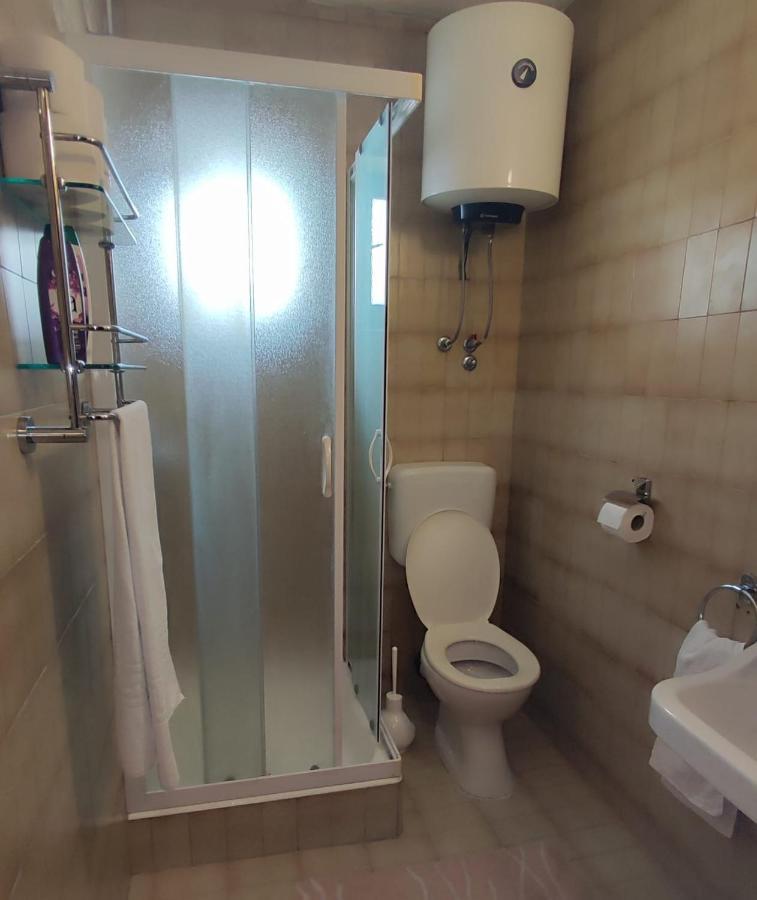 Apartmani Valentino マカルスカ エクステリア 写真