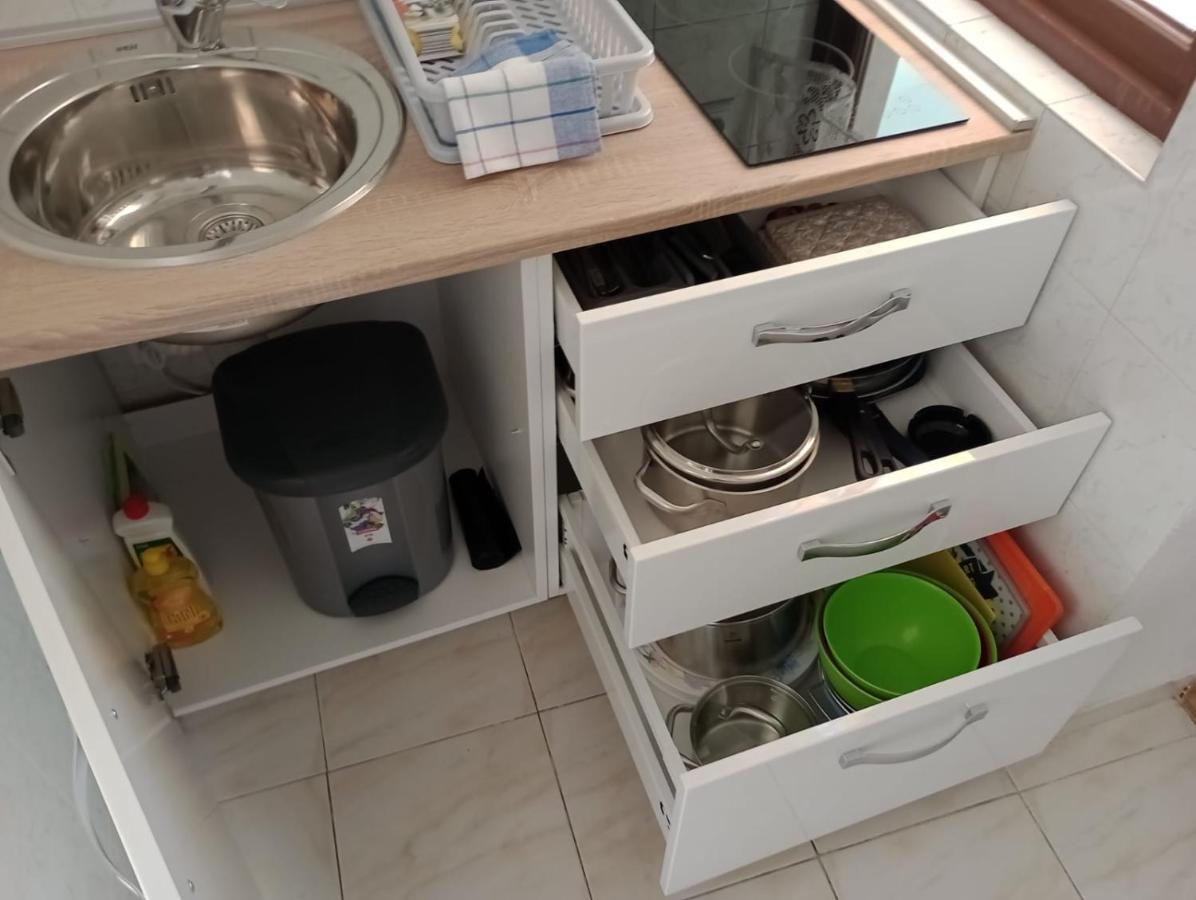 Apartmani Valentino マカルスカ エクステリア 写真